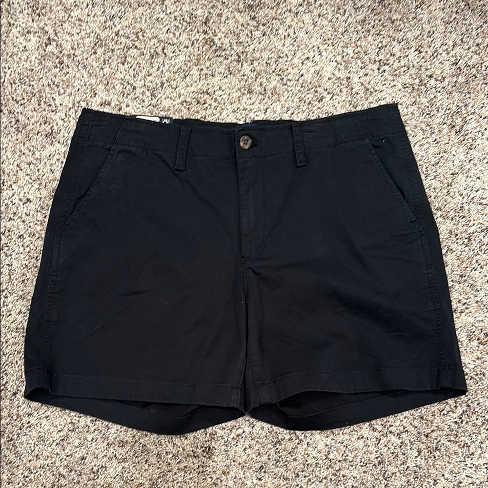 Gap Classic Midrise Black Shorts